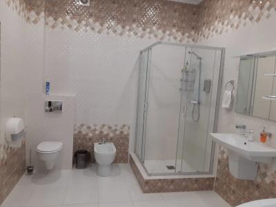 Нефтяник - 56