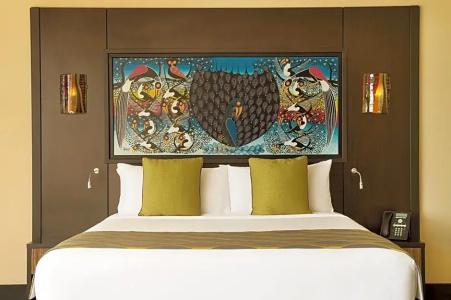 Ramada By Wyndham - 9