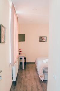 Redhotel - 19