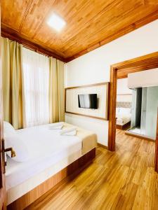 Qonaq & Suites - 17