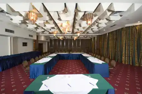 Golden Tulip Flamenco Cairo - 35