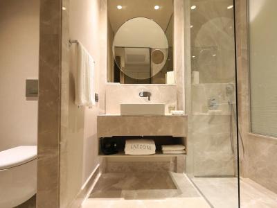 Lazzoni - 15