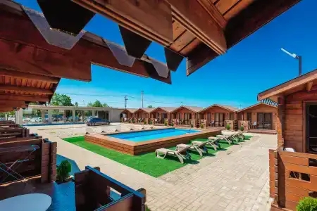 Grand House - 11