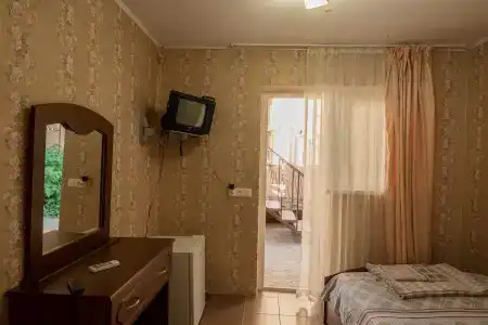 Парусник - 25