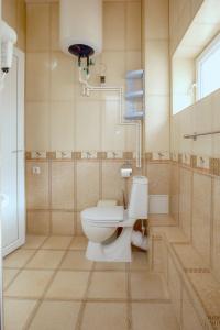 RedHouse - 244