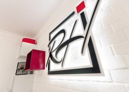 RedHouse - 20