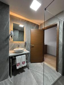 Center Hill Suites - 30