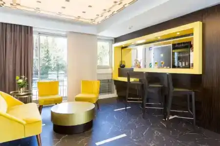Best Western Hôtel Journel Antibes Juan-les-Pins - 20