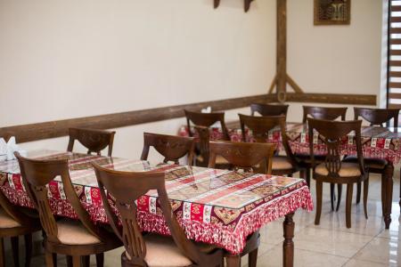 Grand Qafqaz Hostel - 8
