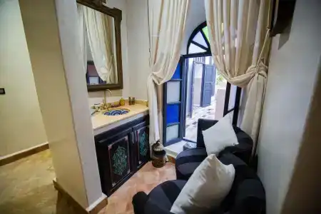 Riad Ta'achchaqa - 41