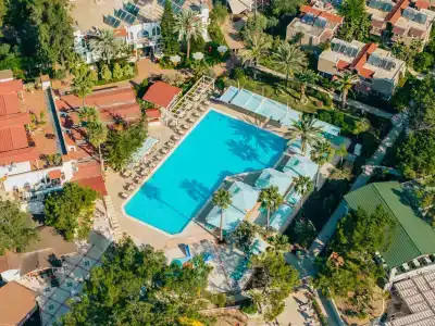 Pirate's Beach Club - 7