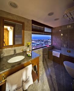 Glk Premier Acropol Suites & Spa - 10