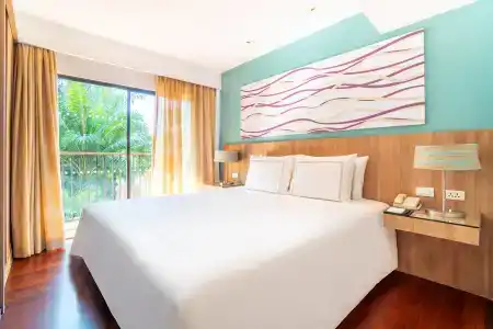 SwissôTel Suites Phuket Kamala Beach - Sha Plus - 4