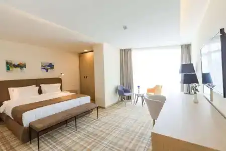 Best Western Premier Batumi - 30