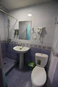 Hilton Plaza 777 - 39