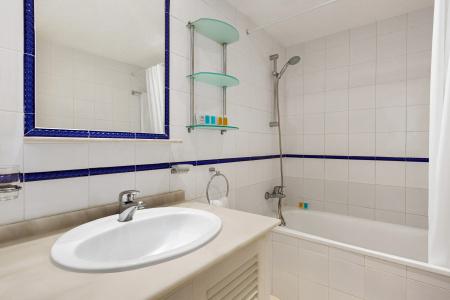 Ramada & Suites by Wyndham Costa del Sol Fuengirola - 160