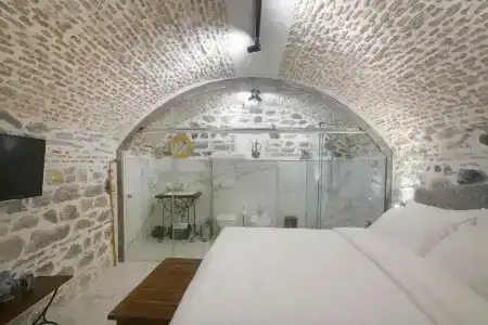 Hani i Pazarit Boutique - 23