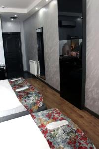 Istanbul Fair - 109