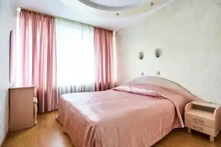 Интурист - 30