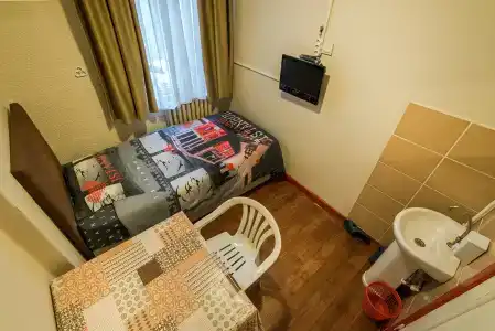 Erenler & Hostel - 59