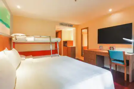 Holiday Inn Phuket Beach - 27