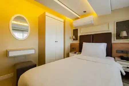 Frt Airlines Otel - 29