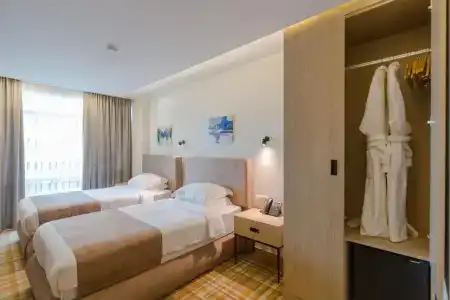 Best Western Premier Batumi - 17