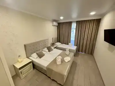Elegant Resort - 4