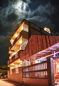 Ocean Retreat and Spa - 1