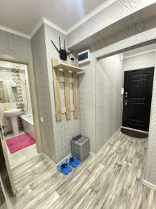 Курчатова 12 - 22