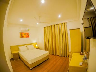 Shamaz Galle - 36