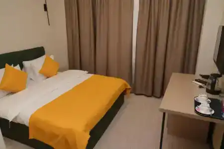 Twelve Inn - 40