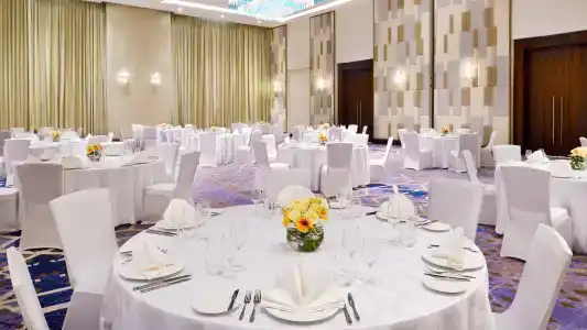 Holiday Inn Dubai Al-Maktoum Airport, An Ihg - 29