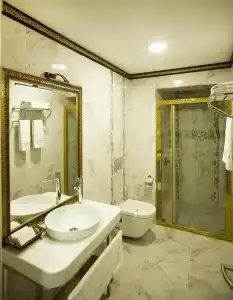 Empire Suite - 8