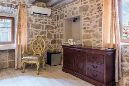 Heritage Palace Varos - Mag Quaint & Elegant Boutiques - 137