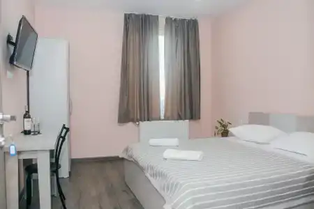 Redhotel - 13