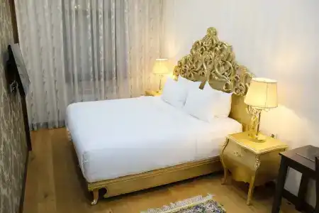 Royal Residence - 24