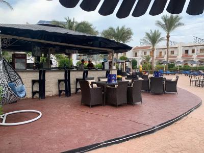 Dive Inn Resort - 9