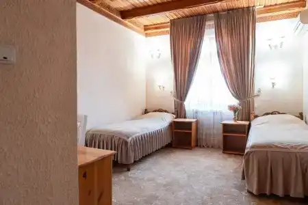 Caravan Serail - 39