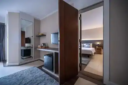 Mercure - 11