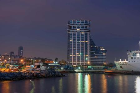 Radisson Blu Istanbul Ottomare - 40