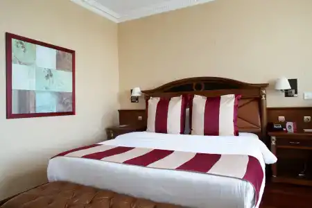 Crowne Plaza Minsk - 30