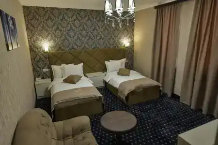 Welcome Inn - 1