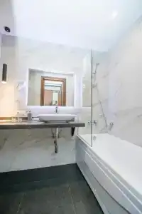 Just Inn Tbilisi - 11
