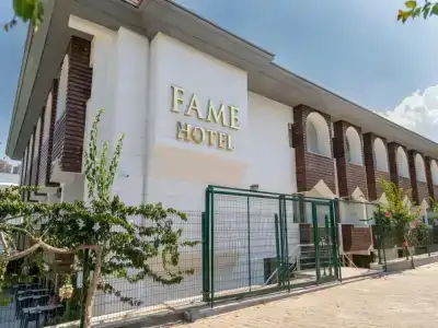 Fame - 9