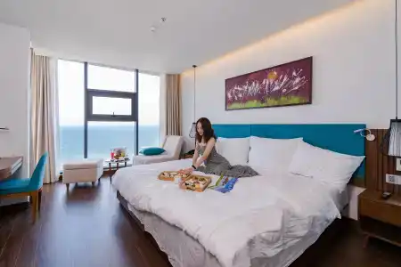 Maximilan Danang Beach - 30