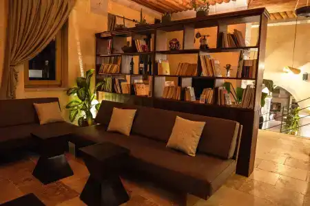 Millstone Cave Suites - 6