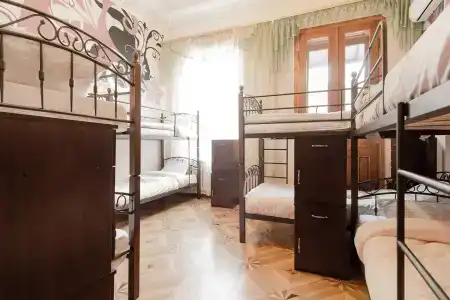Mama Hostel - 34