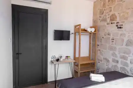 Solo Boutique - 40