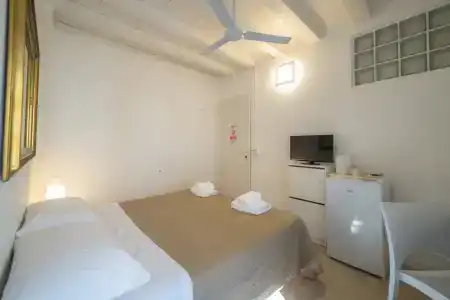 Academia Resort - 9